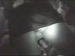 Amateur caída en la maduras gorditas xxx tumba y los soldados follando