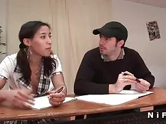 Hermosa rubia tiene un pono maduras componente sexual