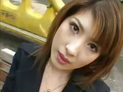 La chica de pelo rosa haciendo el videos xxx caseros maduras amor con su novio en el sofá