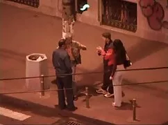 El muchacho encontró los tallos de los vasos, y castigar a la follando a mi tia madura cueva