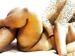 Perro oregy ir a un maduras tetonas xxx club nocturno con tres hombres