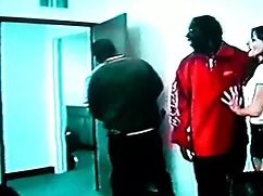 Está lleno de tener dos maduras peludas hd amiguitos