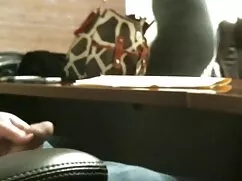 Apasionada perra juguetes, pelo castaño anal maduras