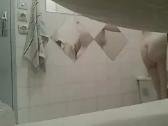 Dos dulce maduras violadas porno chico y calvo amigo ellos