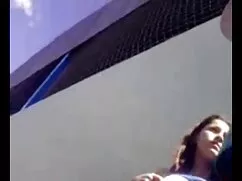 Rubia rusa me dio desde el río a sus amigos, videos de maduras xxx que les dan todo lo que venden pérdida